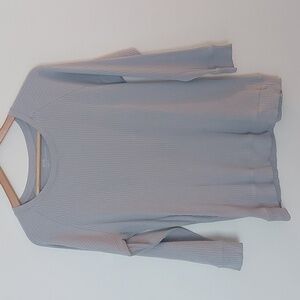Storq Maternity Light Gray Long Sleeve Rib Knit Top Size 4/Large